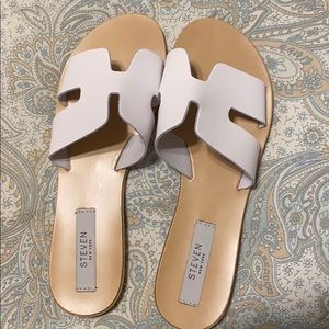 NWT White Steven Sandals